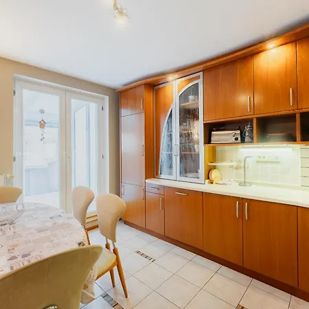 Charm Haven * Lublaň