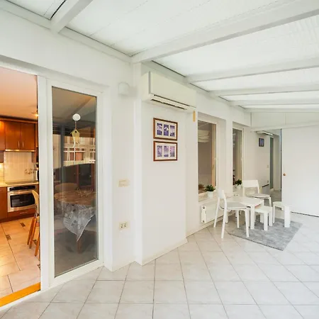 Charm Haven Apartamento